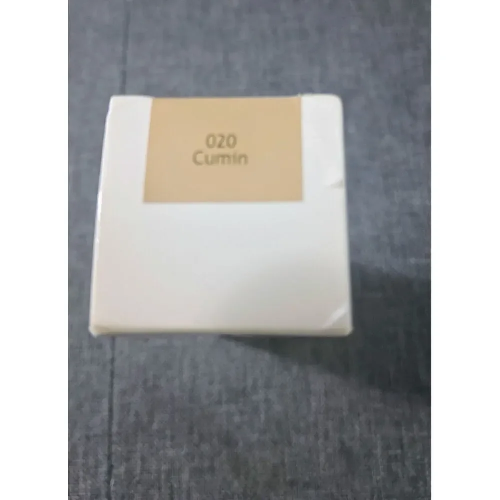 Botanics Age Defense Foundation - Shine Away. 020 Cumin. Oil Free